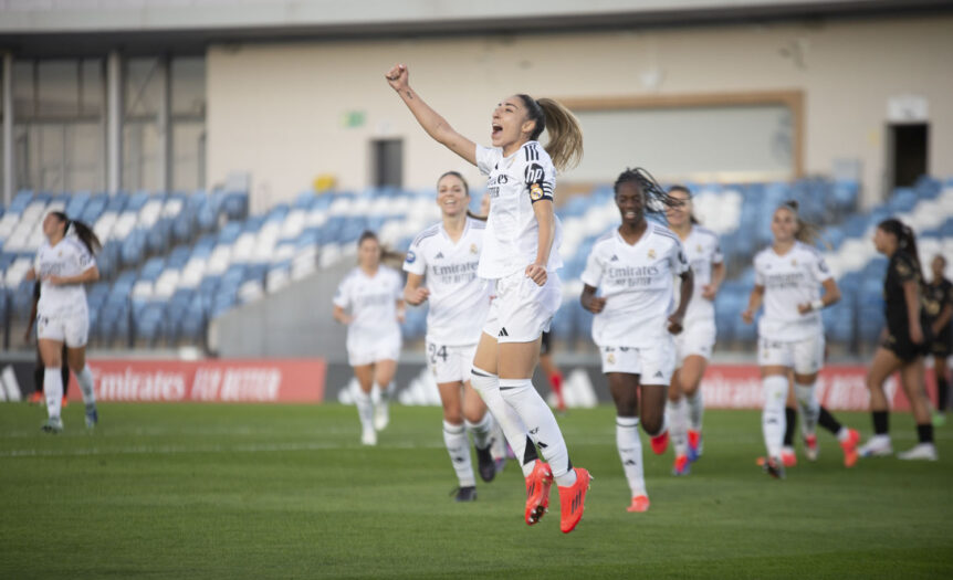 Olga Carmona celebra su gol en el partido de Liga Femenina, Real Madrid vs Valencia