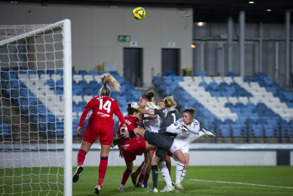 Real Madrid Femenino arrolla a Sevilla. 